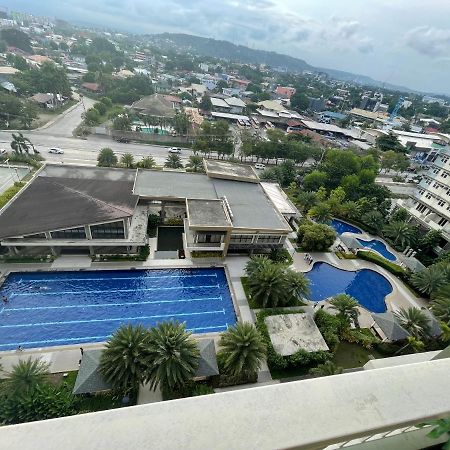 Verdon Parc Condo Davao Stadt Exterior foto
