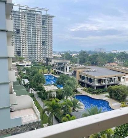 Verdon Parc Condo Davao Stadt Exterior foto